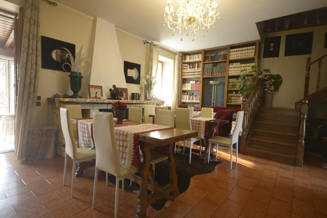 Villa Marisa Pavia Bagian luar foto