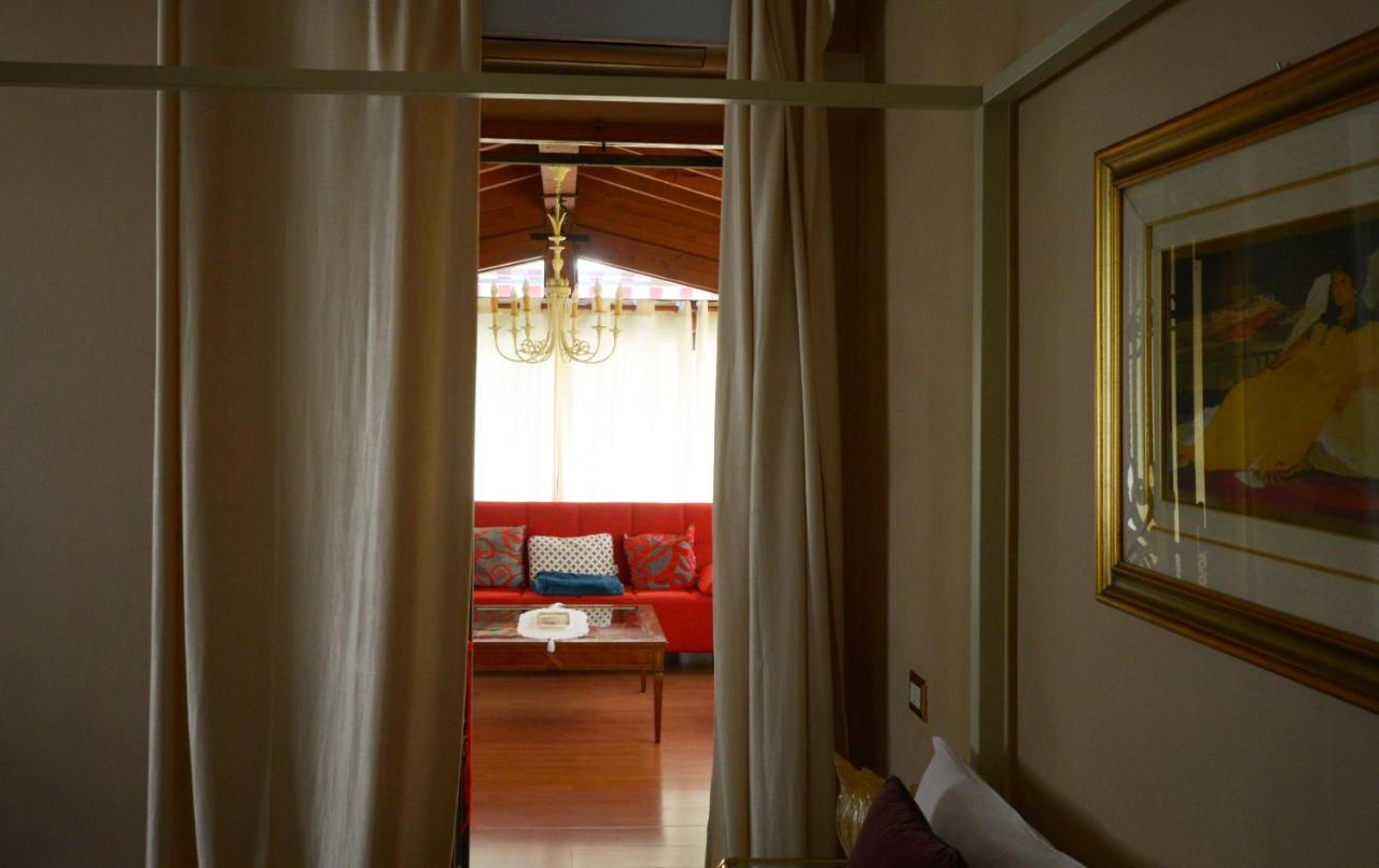 Villa Marisa Pavia Bagian luar foto